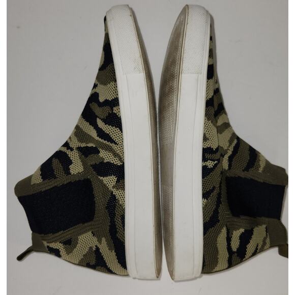 Mudd Size 8 Joanne Woman’s Mesh Sock Camouflage Pull-On Walking Shoes - Picture 9 of 13